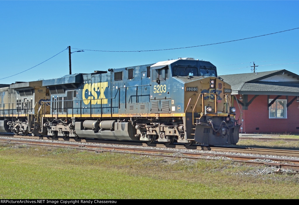 CSXT 5203 M492-17